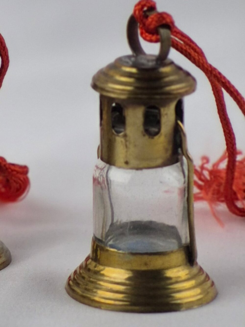 Vintage House of Lloyd Brass Coach Lamp Ornaments Set of 4 - Picture 14 of 15